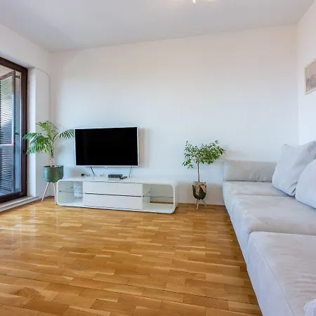 Cozy Nur 500 Meter Zum Mit Meerblick - Alles Zentral Erreichbar Διαμέρισμα Novi Vinodolski