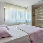 Daire Cozy Nur 500 Meter Zum Mit Meerblick - Alles Zentral Erreichbar Novi Vinodolski