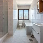 Cozy Nur 500 Meter Zum Mit Meerblick - Alles Zentral Erreichbar * Novi Vinodolski