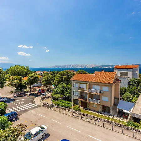 Cozy Nur 500 Meter Zum Mit Meerblick - Alles Zentral Erreichbar Apartment Novi Vinodolski