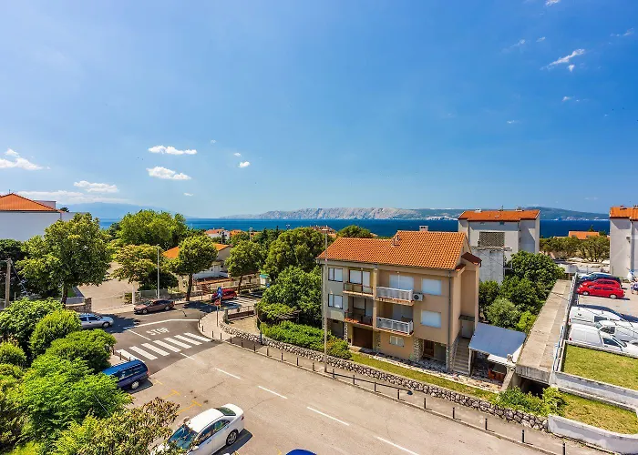 Cozy Nur 500 Meter Zum Mit Meerblick - Alles Zentral Erreichbar Apartmán Novi Vinodolski